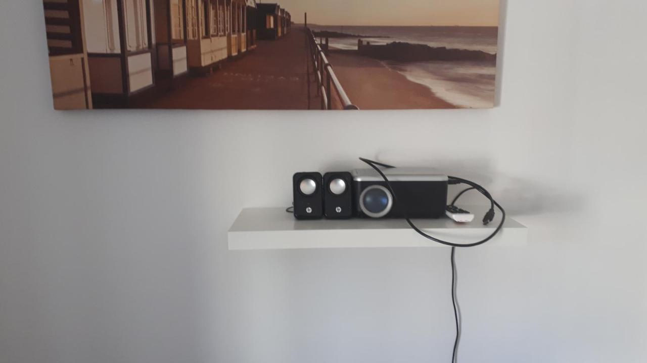 East Coast Apartments First Floor 2 Bed Apartment All Towels And Sheets Supplied Bridlington Extérieur photo
